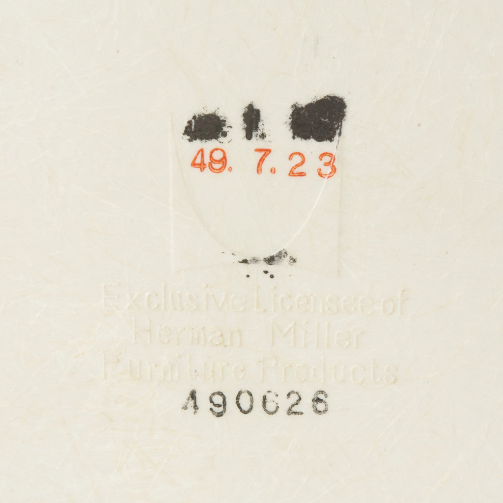 サイドシェルチェア スタッキングベース