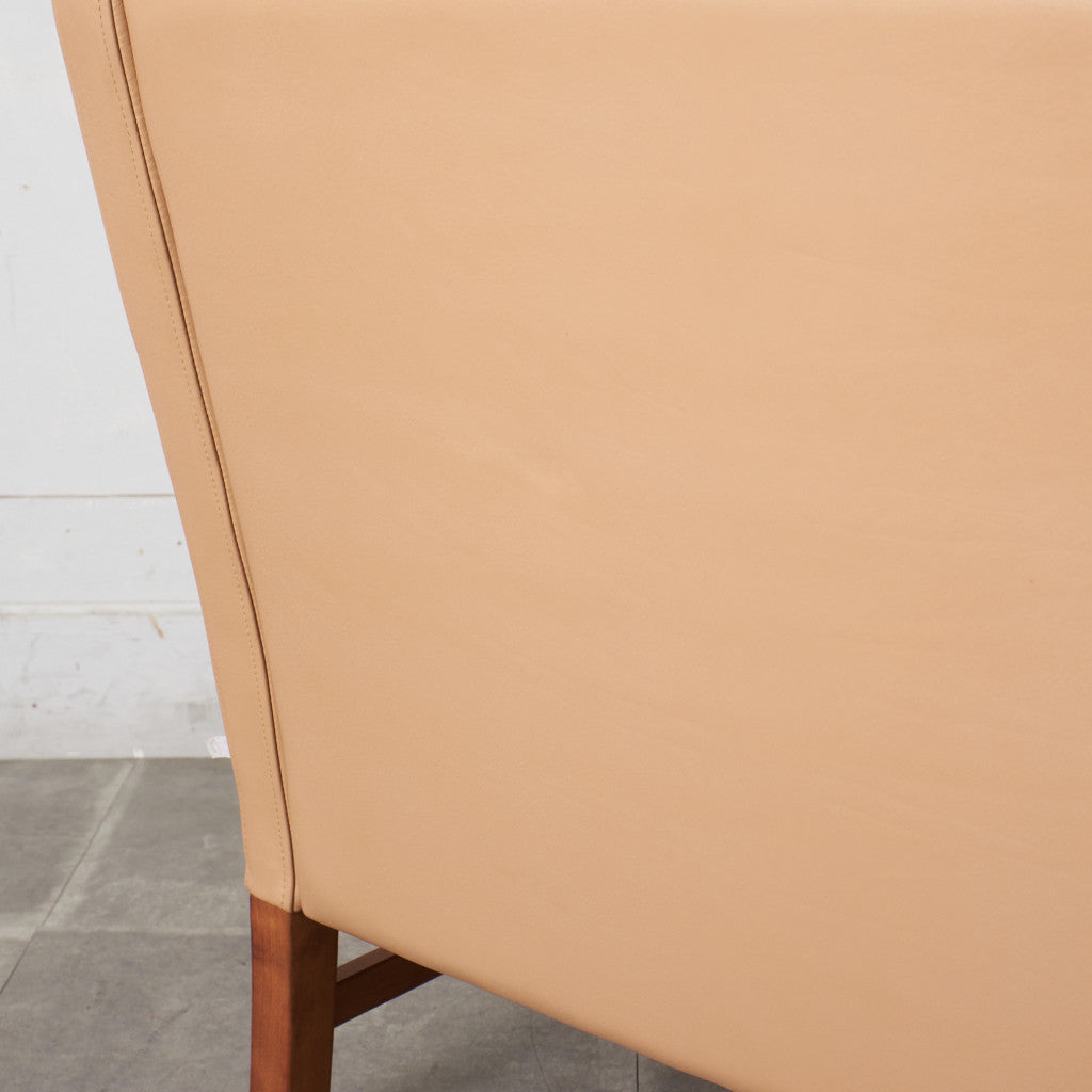 ETON 本革張り 2人掛けソファ