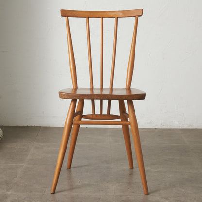 スティックバックチェア