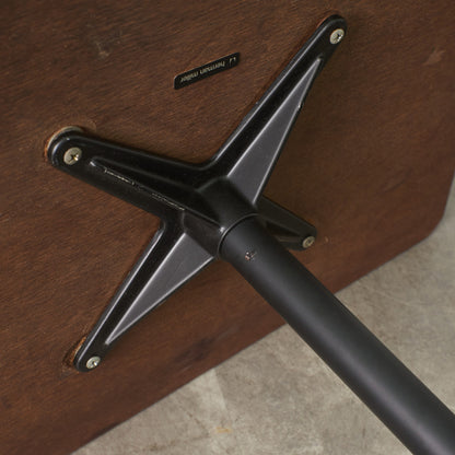 イームズ コントラクトベース テーブル