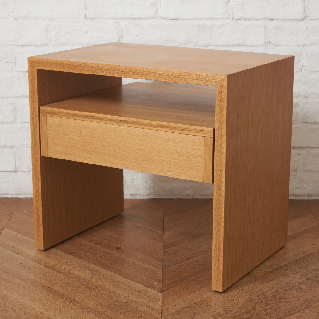 NOTTE ベッドサイドテーブル ドロワー付