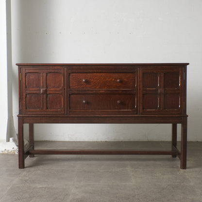 英国アンティーク サイドボード