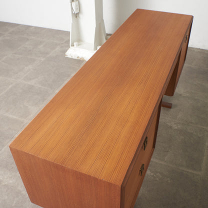 Form FIVE ヴィンテージデスク (2000)