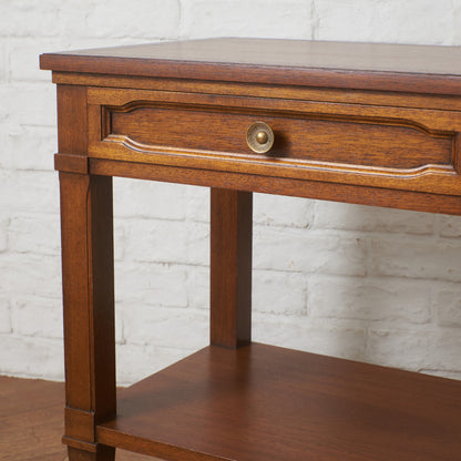 TRIUNE ナイトテーブル