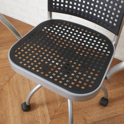 Silver スウィベルチェア