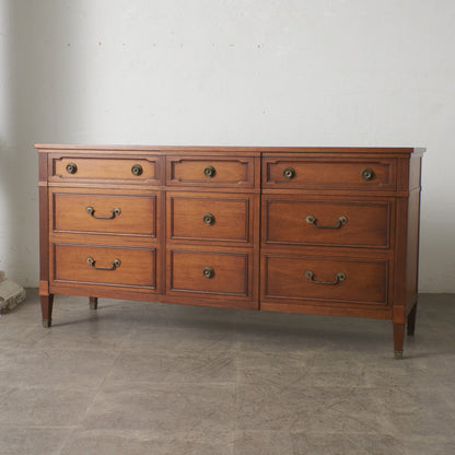 TRIUNE チェストボード