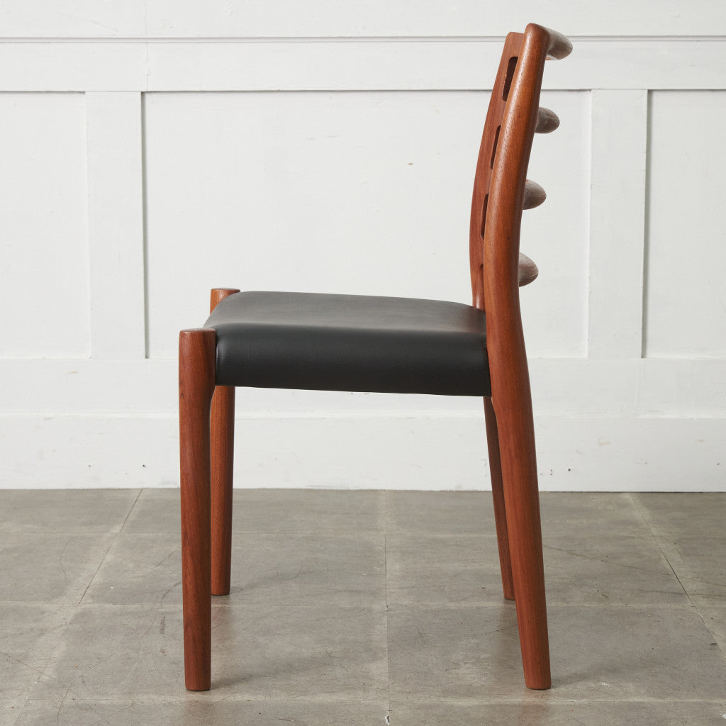 No.85 チェア / 張替品