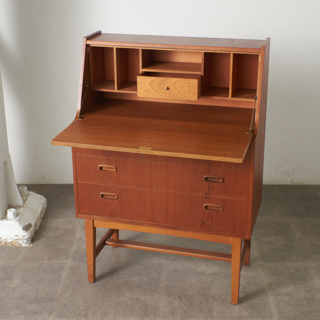 最終価格！ヴィンテージ　北欧ライティングビューロー 北欧ヴィンテージ ライティングビューロー｜rocca rocca