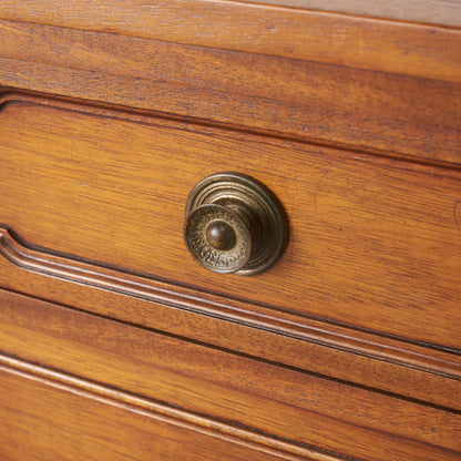 TRIUNE チェストボード