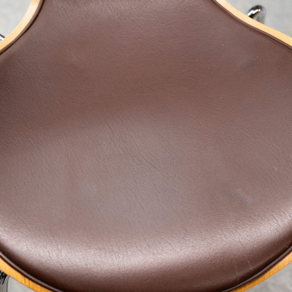 セブンチェア / フロントパディング