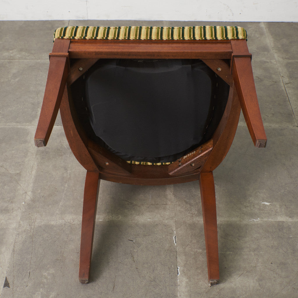 TRIUNE サイドチェア