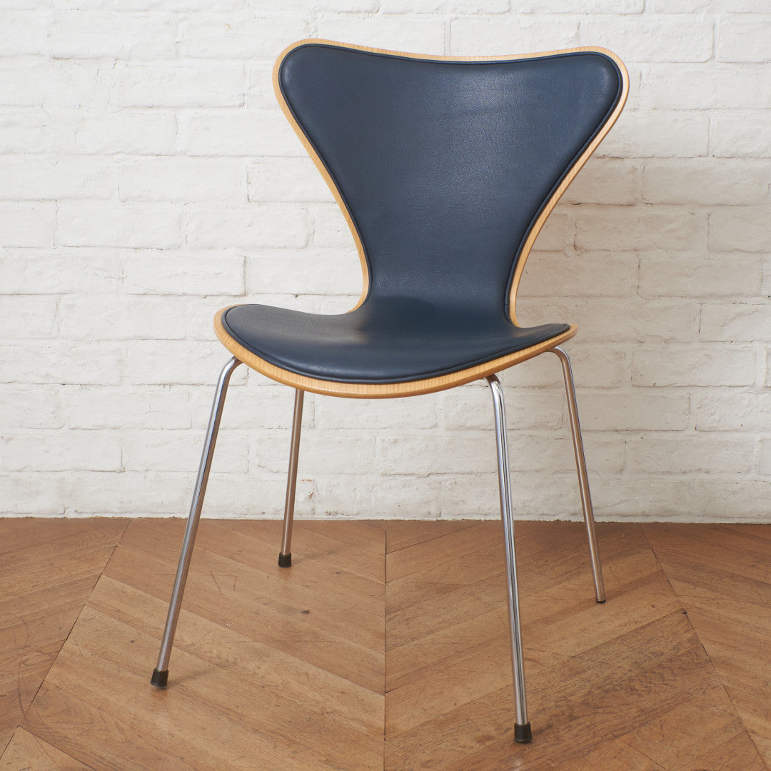 セブンチェア / フロントパディング