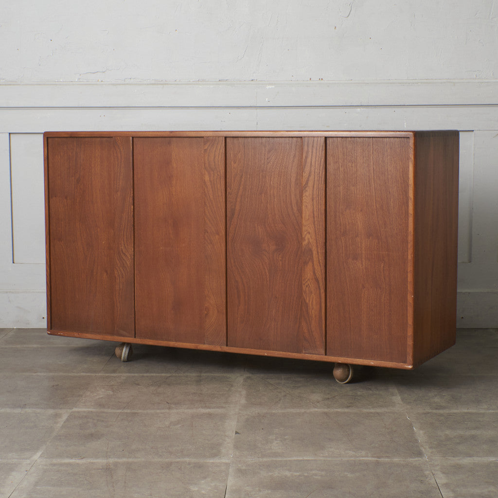 ウィンザー サイドボード