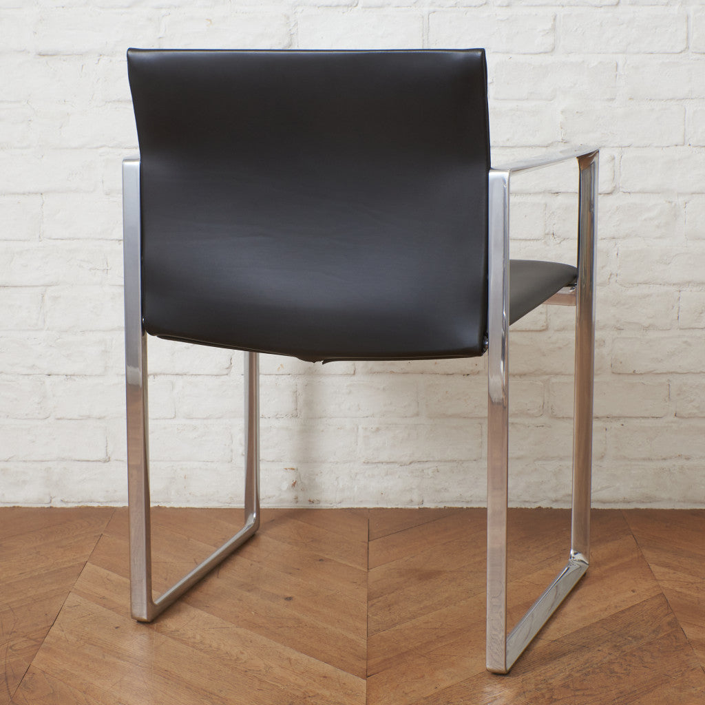 184 EVE アームチェア