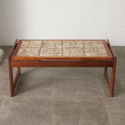 デンマークヴィンテージ タイルトップ コーヒーテーブル