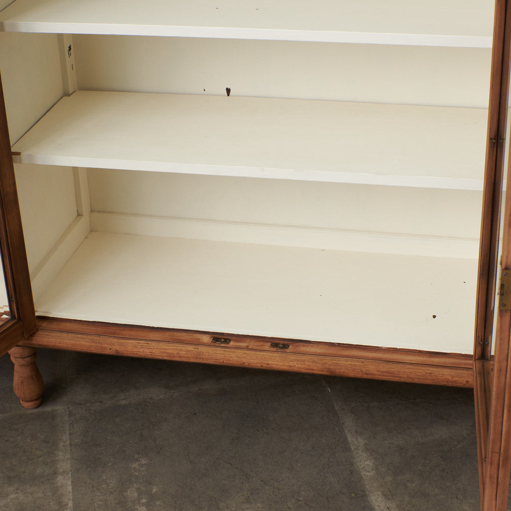 アンティーク ストリップド加工 ガラスキャビネット