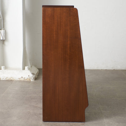 Brandon ガラスキャビネット