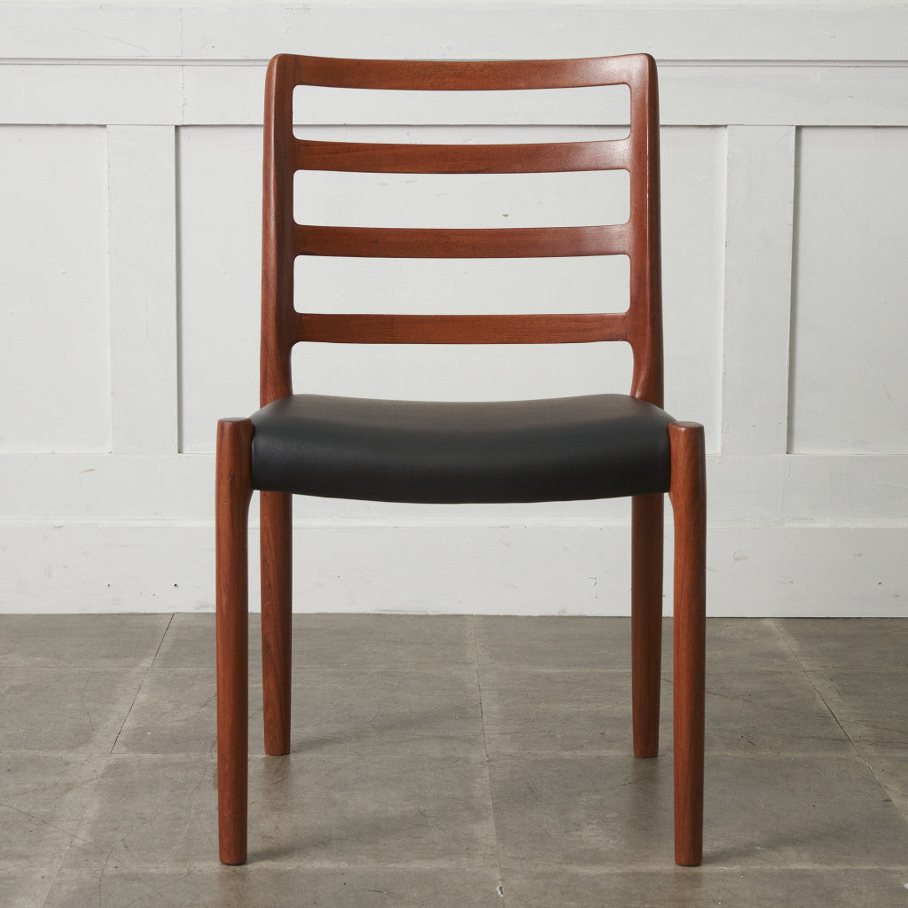 No.85 チェア / 張替品