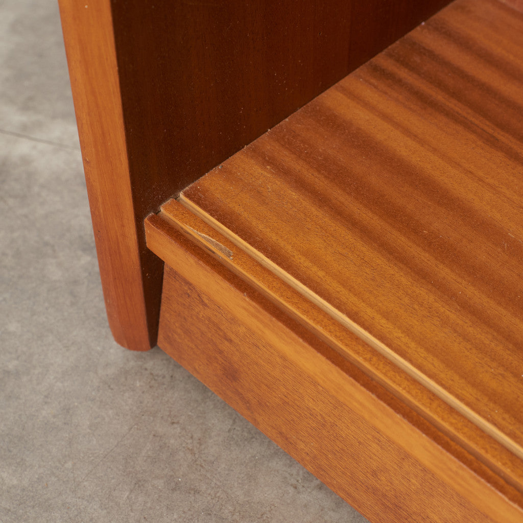 ヴィンテージ ガラスキャビネット