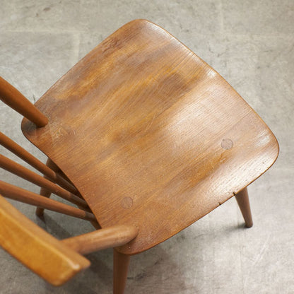 スティックバックチェア