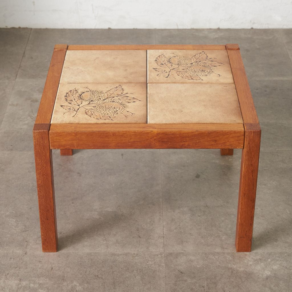 デンマーク ヴィンテージ タイルトップコーヒーテーブル｜rocca rocca