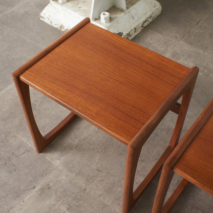 Quadrille ヴィンテージ ネストテーブル