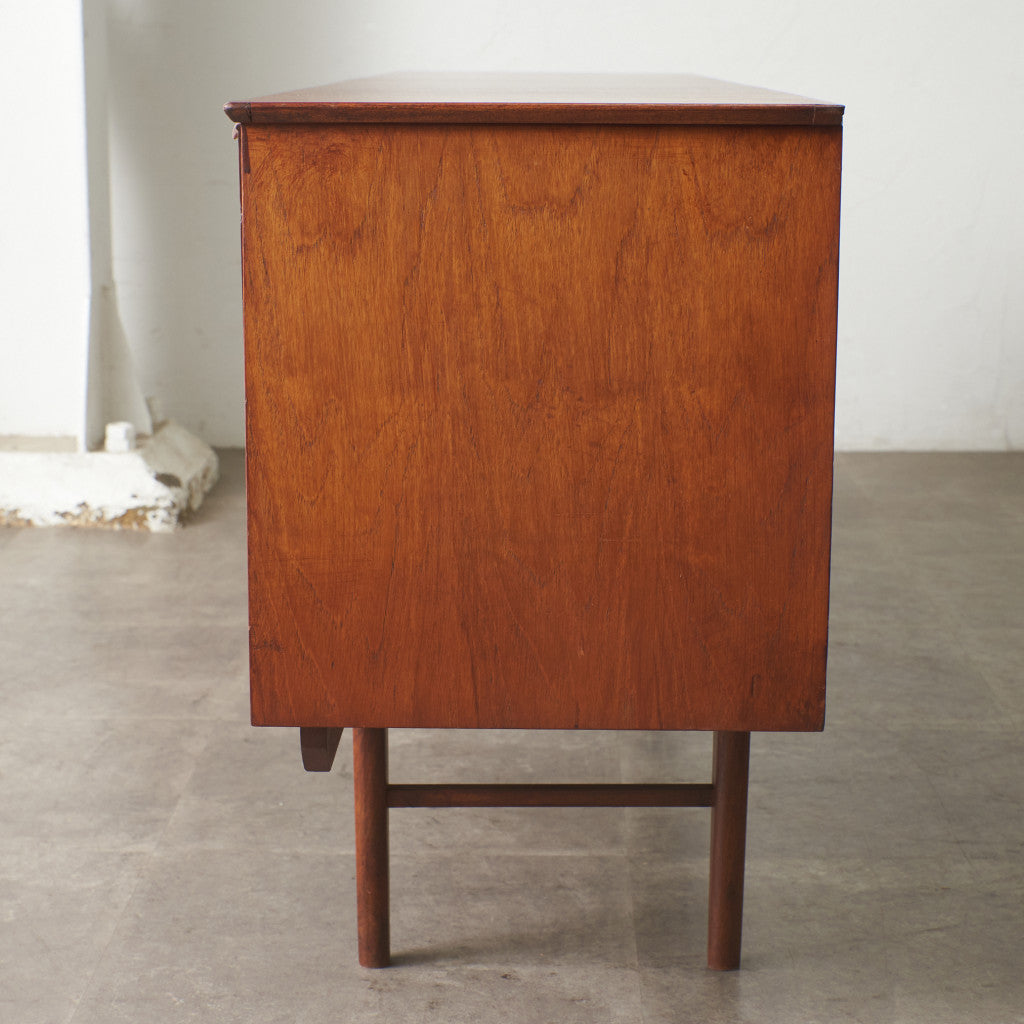 ヴィンテージ サイドボード