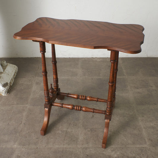 英国アンティーク サイドテーブル