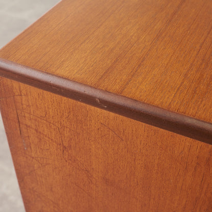 Fresco 脚付きサイドボード (4072)