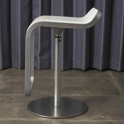 LEM 本革張りスツール