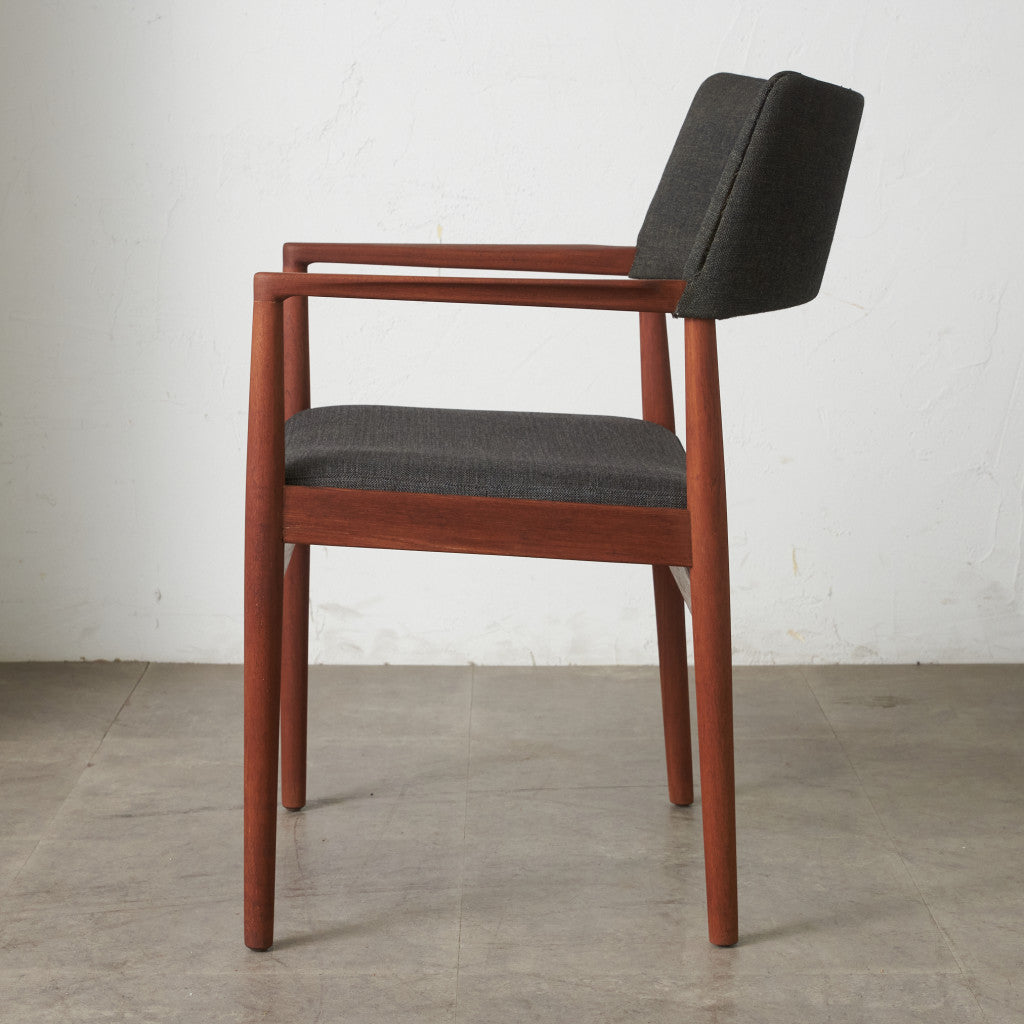 デンマークヴィンテージ アームチェア / 張替済|Soro Stolefabrik デンマークヴィンテージ アームチェア / 張替済|Soro Stolefabrik