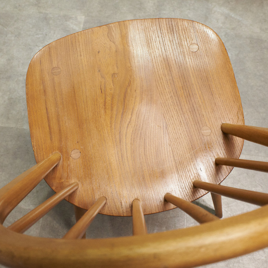 フープバックチェア