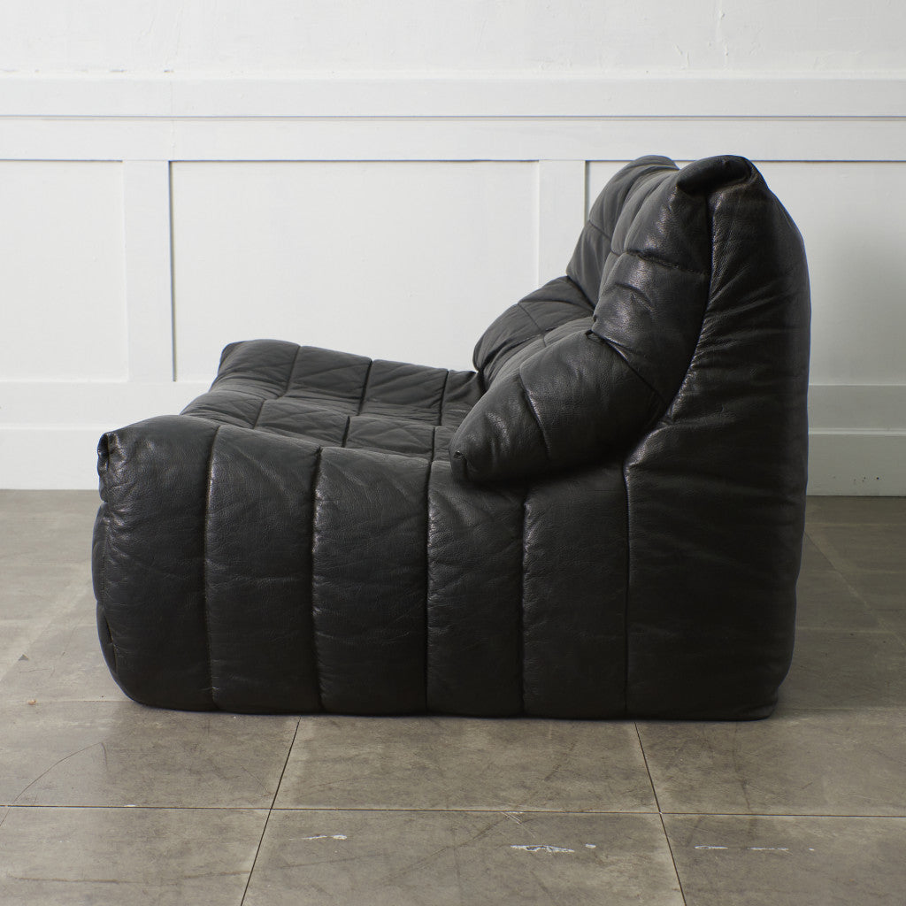 2人掛けソファ｜ダンロピロー Dunlopillo｜マーク・ヘルド Marc Held