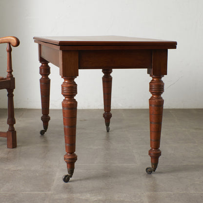 英国アンティーク ゲームテーブル