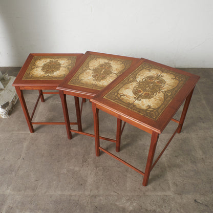 デンマーク TOFTEN タイルトップ ネストテーブル