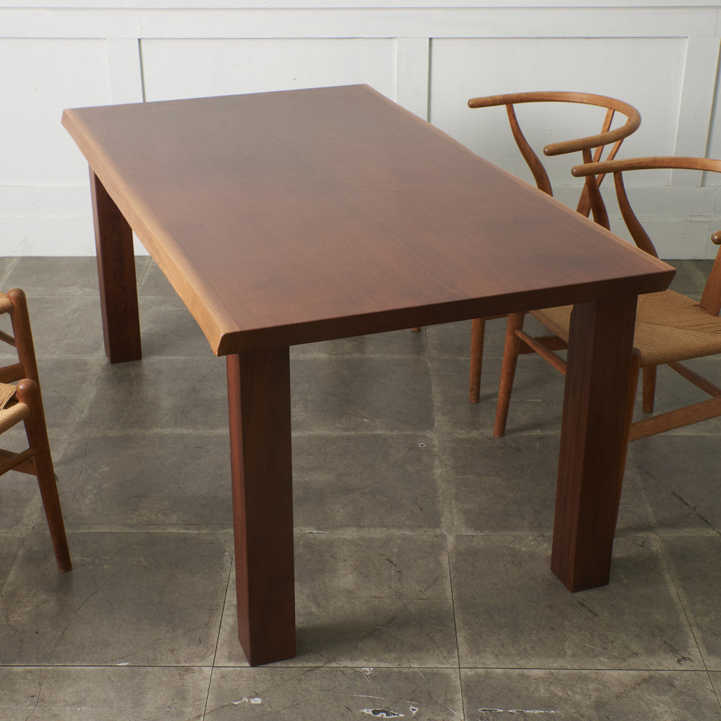 ウォールナット無垢材 ブックマッチ天板 ダイニングテーブル