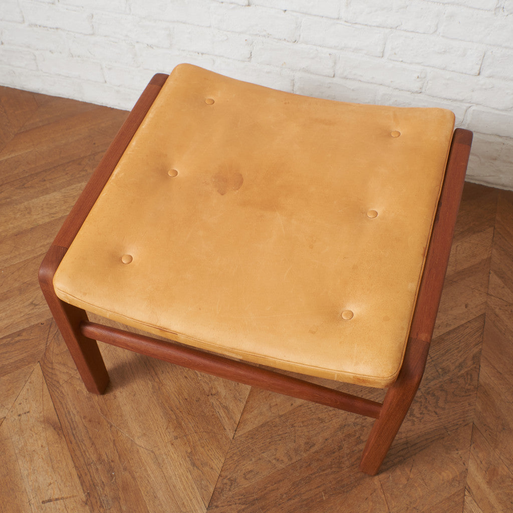 デンマーク製ヴィンテージ ヌメ革 スツール