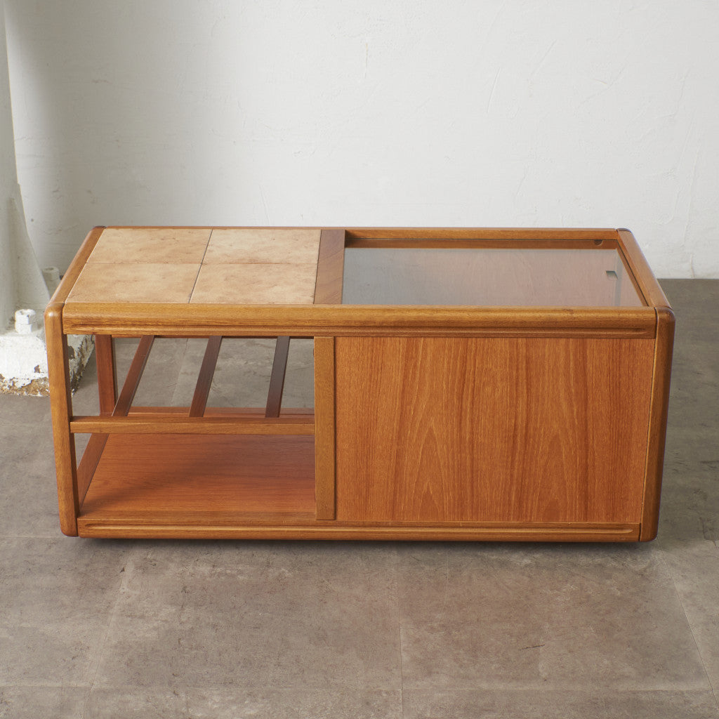 デンマークヴィンテージ タイルトップ コーヒーテーブル｜rocca rocca