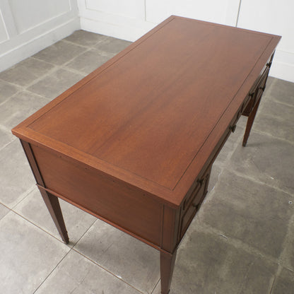 TRIUNE 両袖デスク