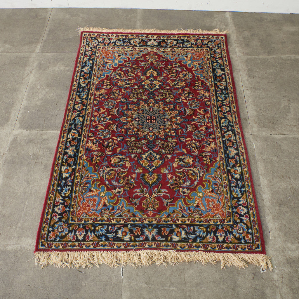 ウール製 手織りラグ