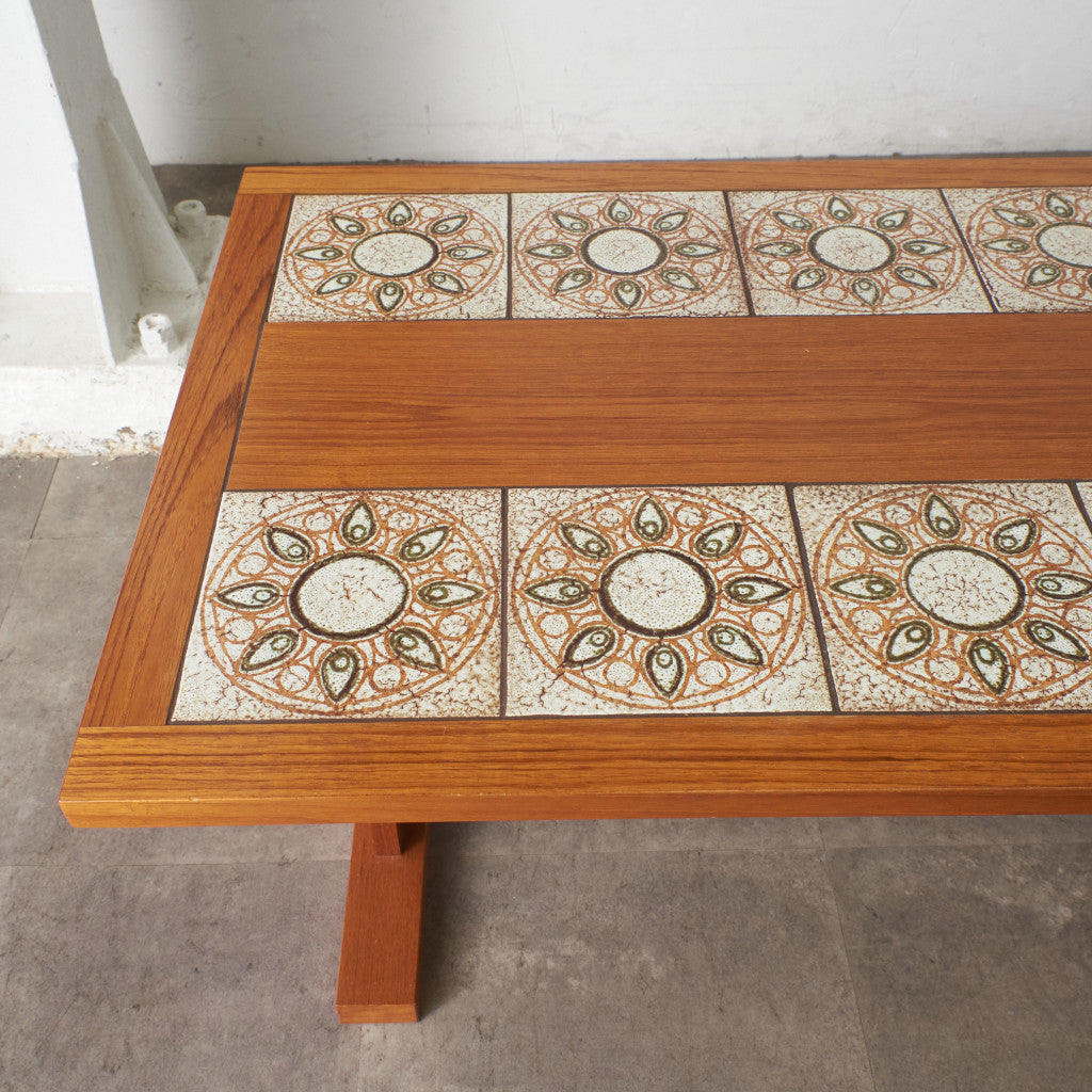 ヴィンテージ タイルトップ コーヒーテーブル