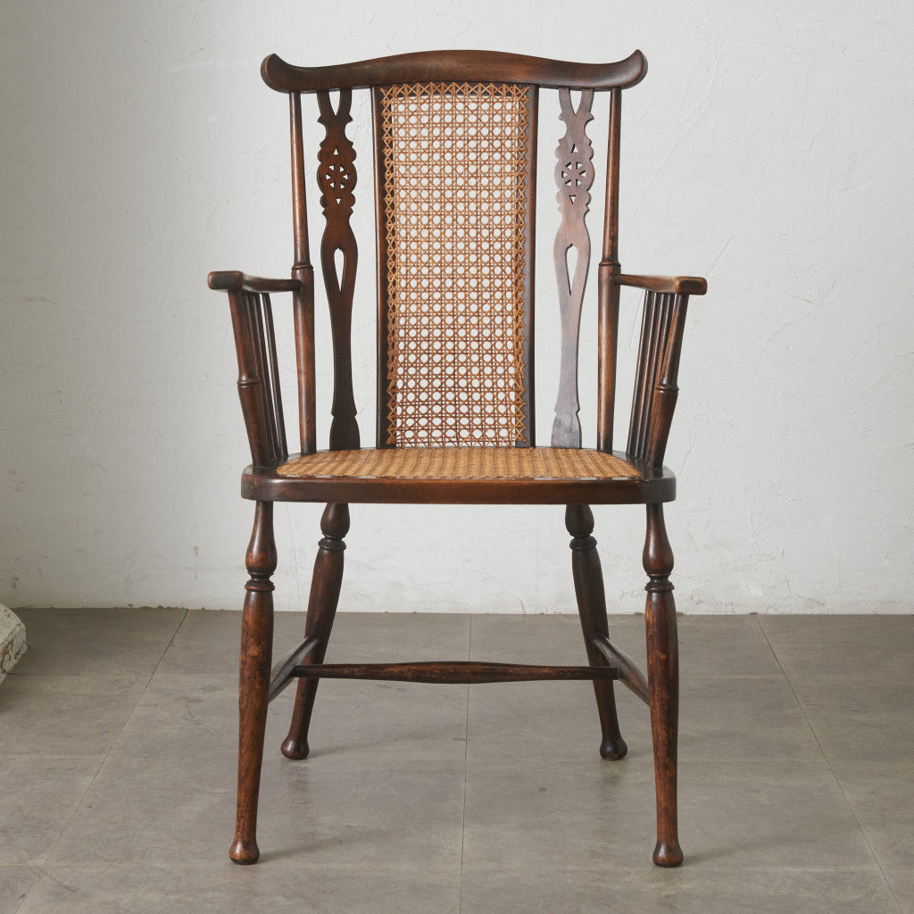 西洋クラシック 籐張り アームチェア / ジャンク品