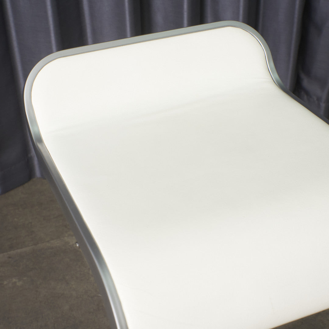 LEM 本革張りスツール