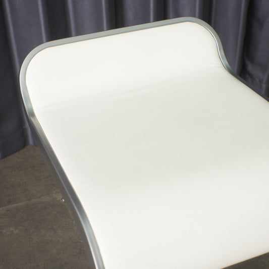 LEM 本革張りスツール