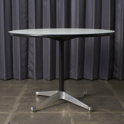 イームズ コントラクトベース ラウンドテーブル