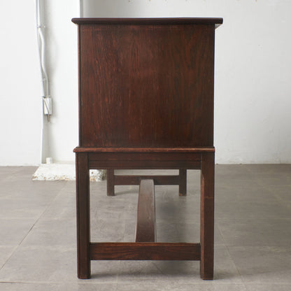 英国アンティーク サイドボード