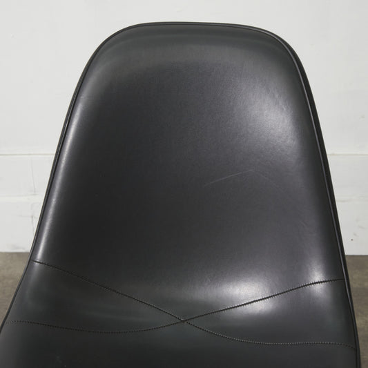 サイドシェルチェア スタッキングベース