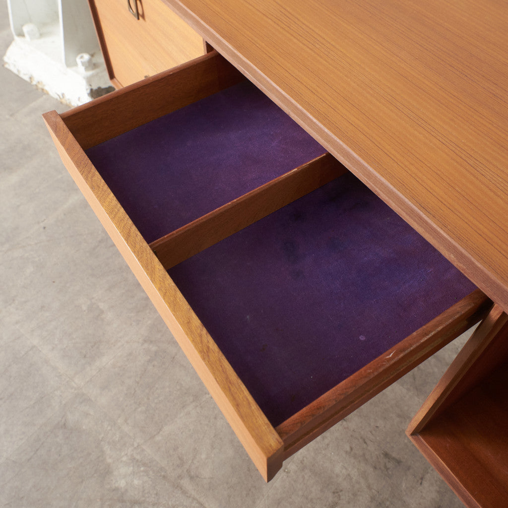 Form FIVE ヴィンテージデスク (2000)