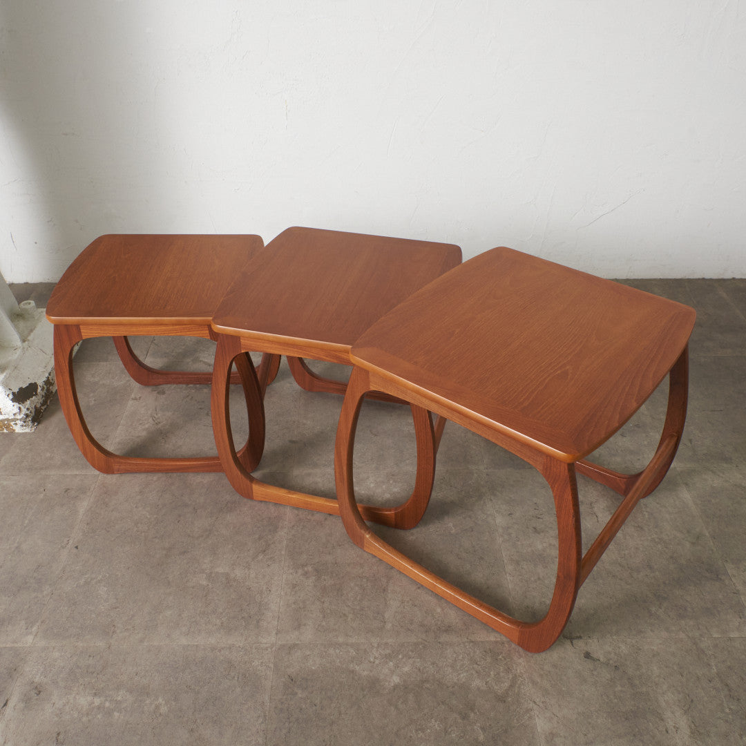 Burlington ネストテーブル