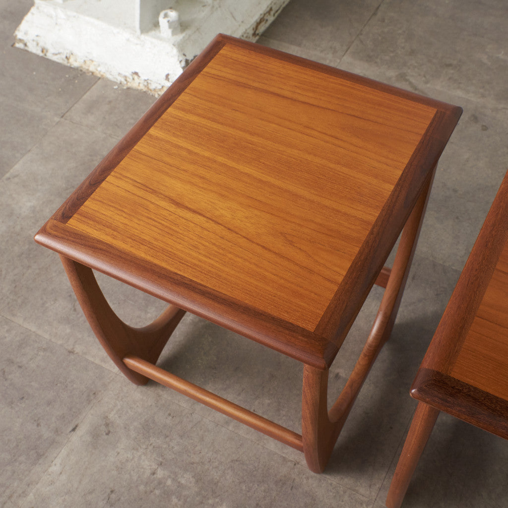 Astro ネストテーブル